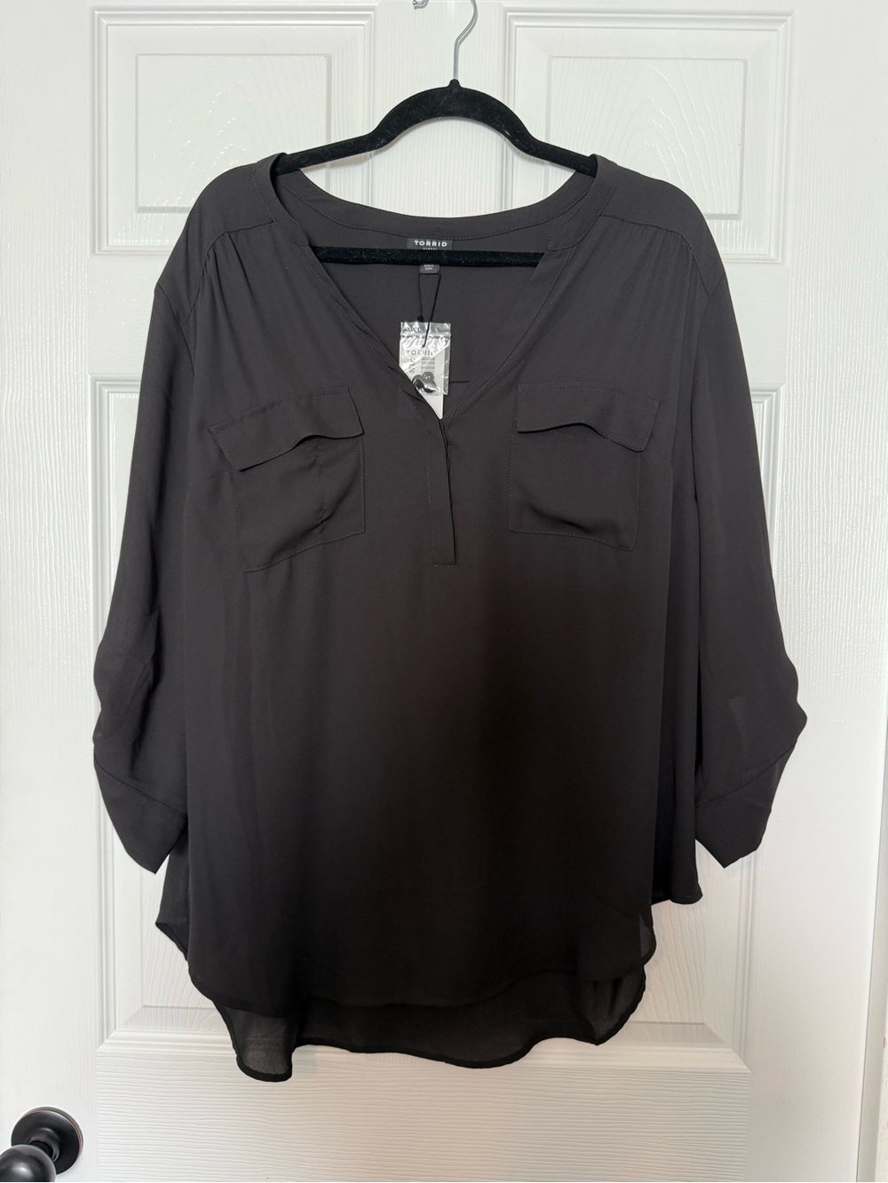 torrid Black V-Neck 3/4 Sleeve Pullover Tunic